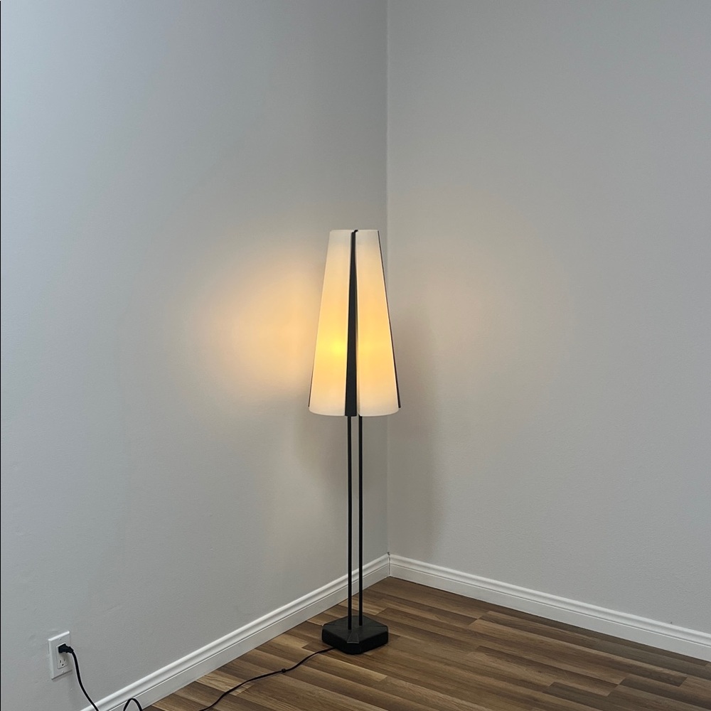 Lebber vintage ‘Vistasofa’ floor lamp- size XL (~53”)